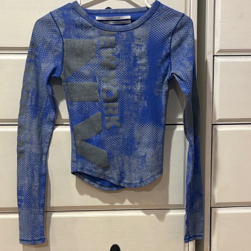 Silence + Noise Blue and Gray Artistic Tee